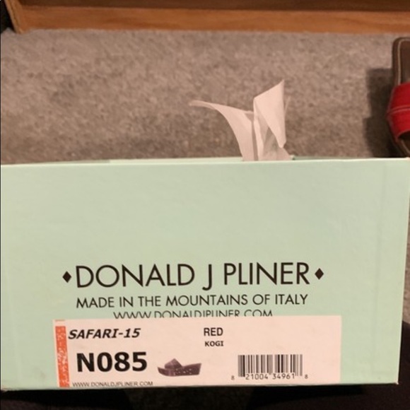 Donald J. Pliner Safari Wedge Sandal - Picture 8 of 8